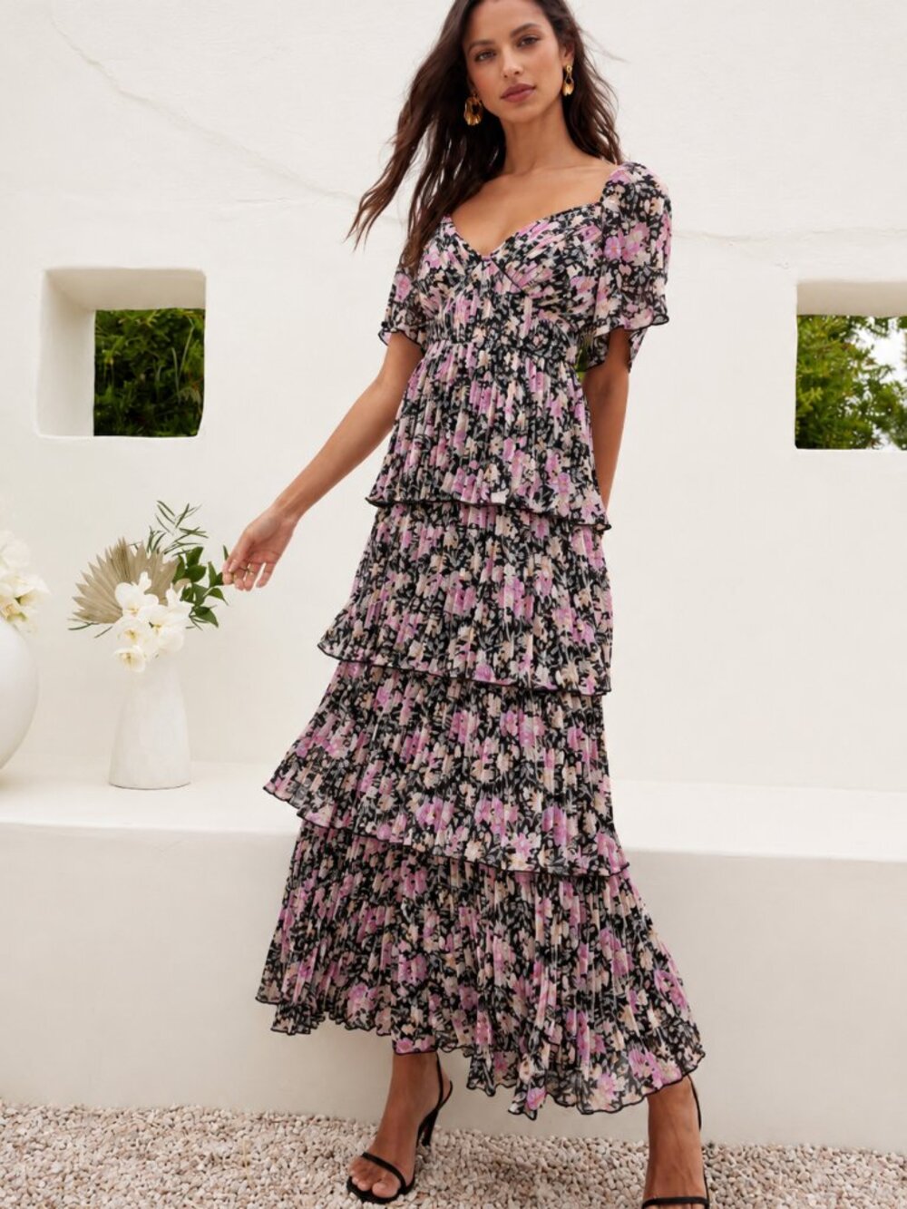 ASTR The Label Gracelynn Dress Floral Tiered Pleated Maxi Dress Size M